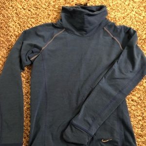 Nike winter running long sleeve shirt